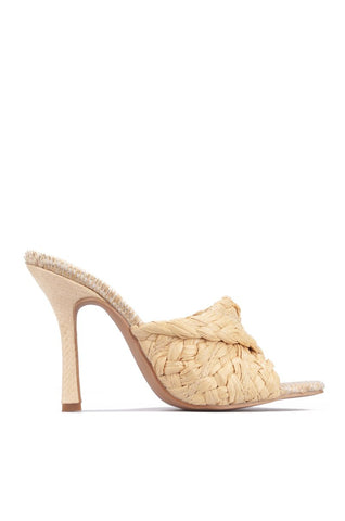 Lidia Tweeted Heels